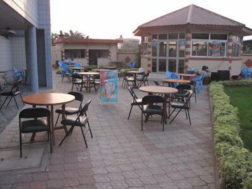Afrique Hotel Douala Airport 18/28