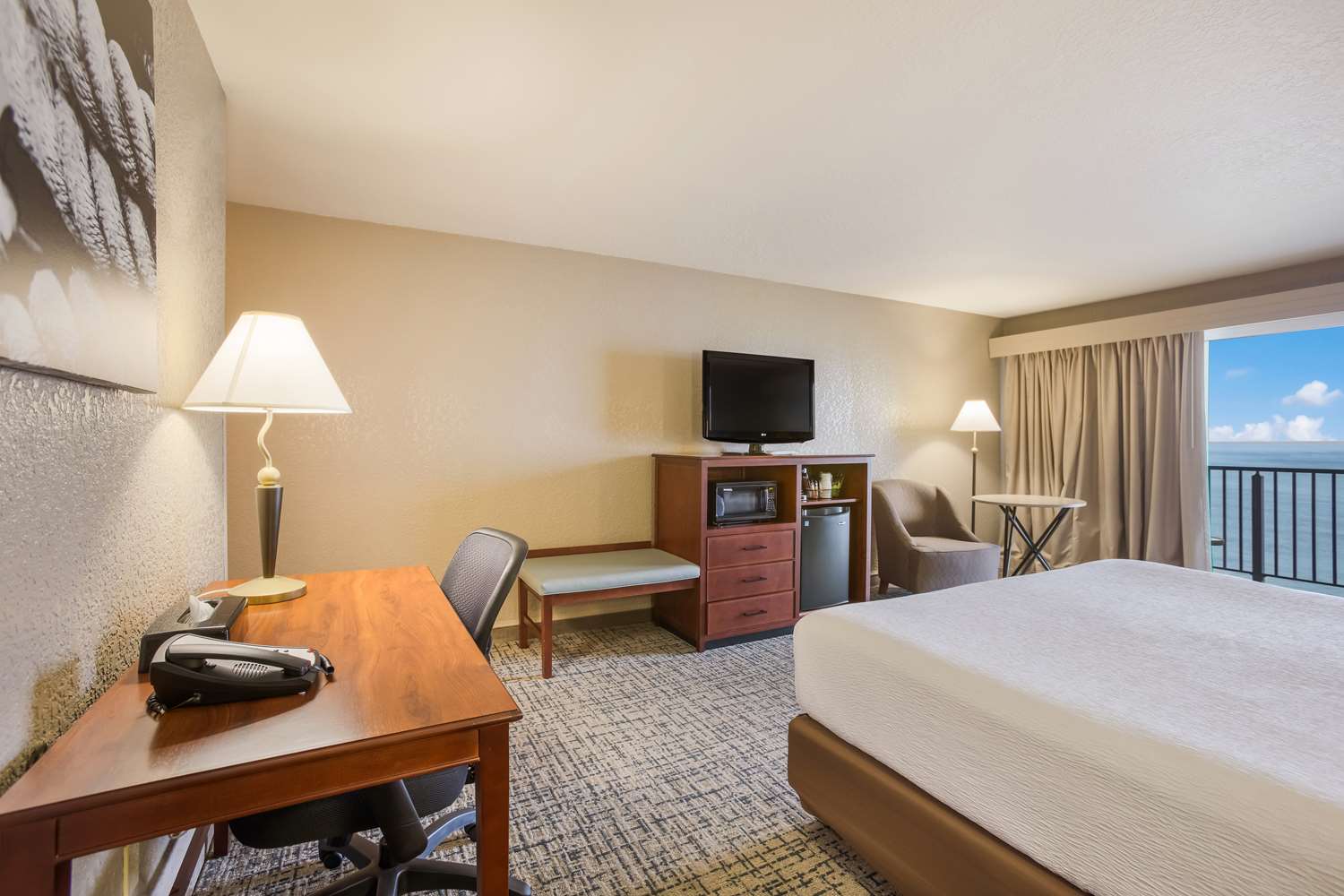 Best Western Harbour Pointe Lakefront 14/37