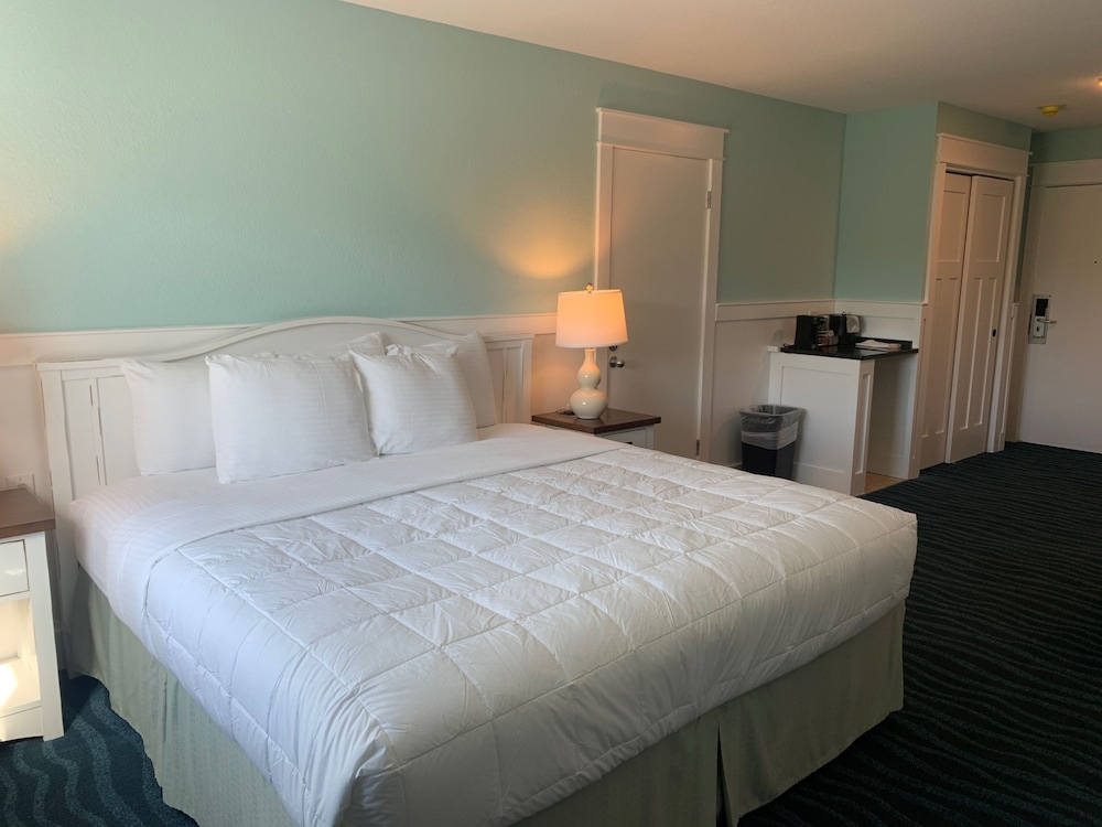 John Yancey Oceanfront Inn 14/66
