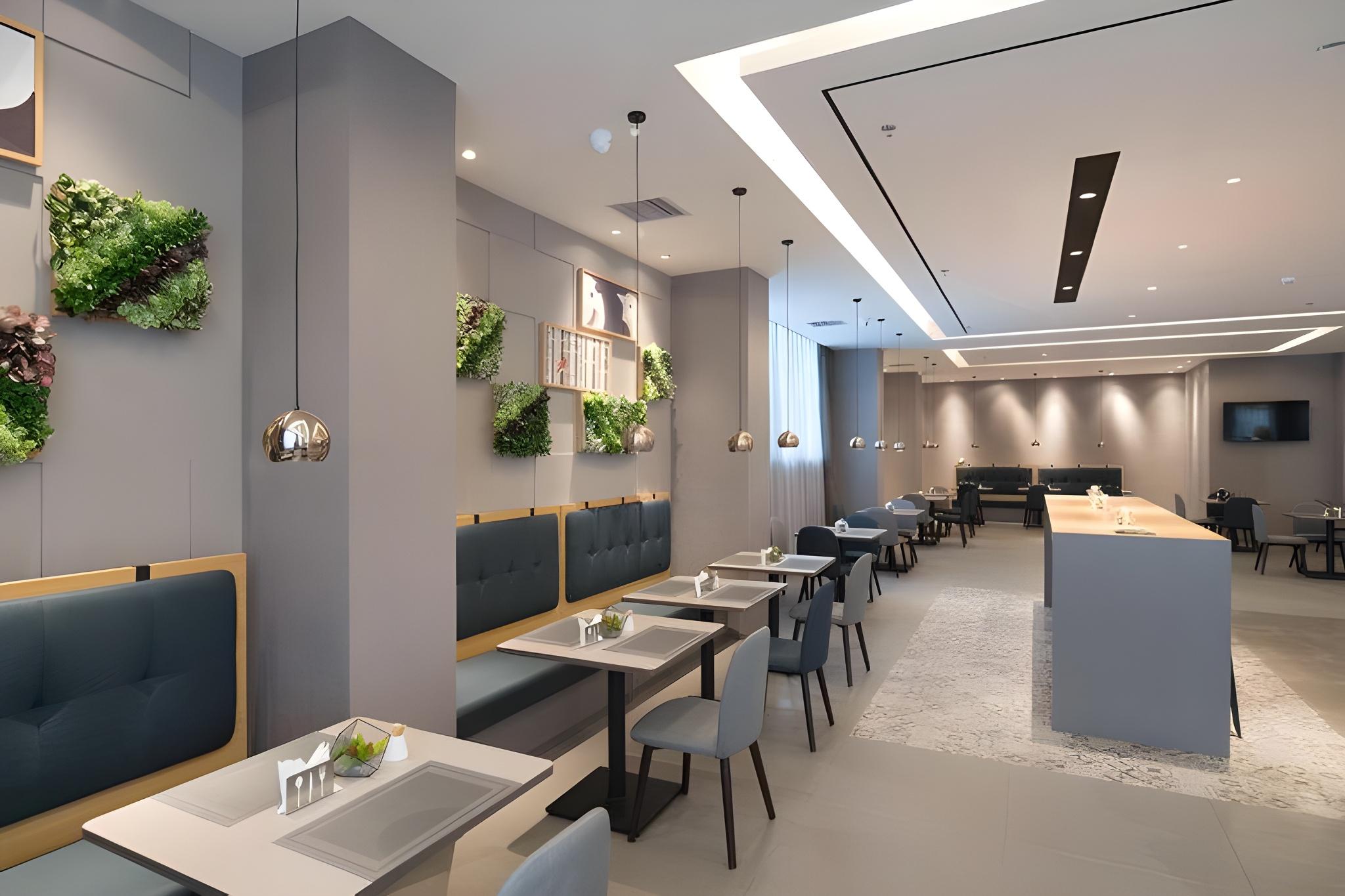 Homeinn Selected (Dandong Railway station Youdian Tower) 13/16