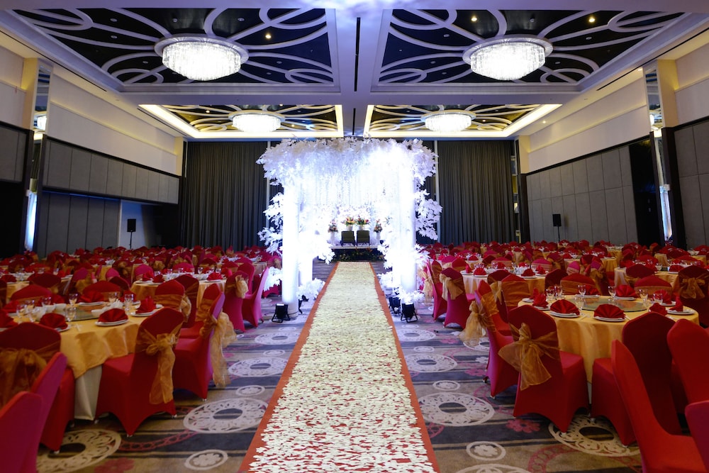 SWISS-BELHOTEL JAMBI 55/60