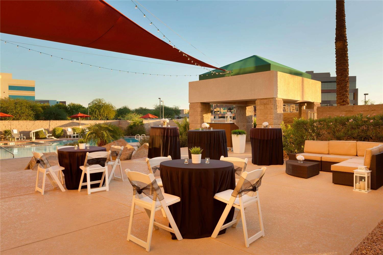 Radisson Hotel Phoenix Airport 27/28