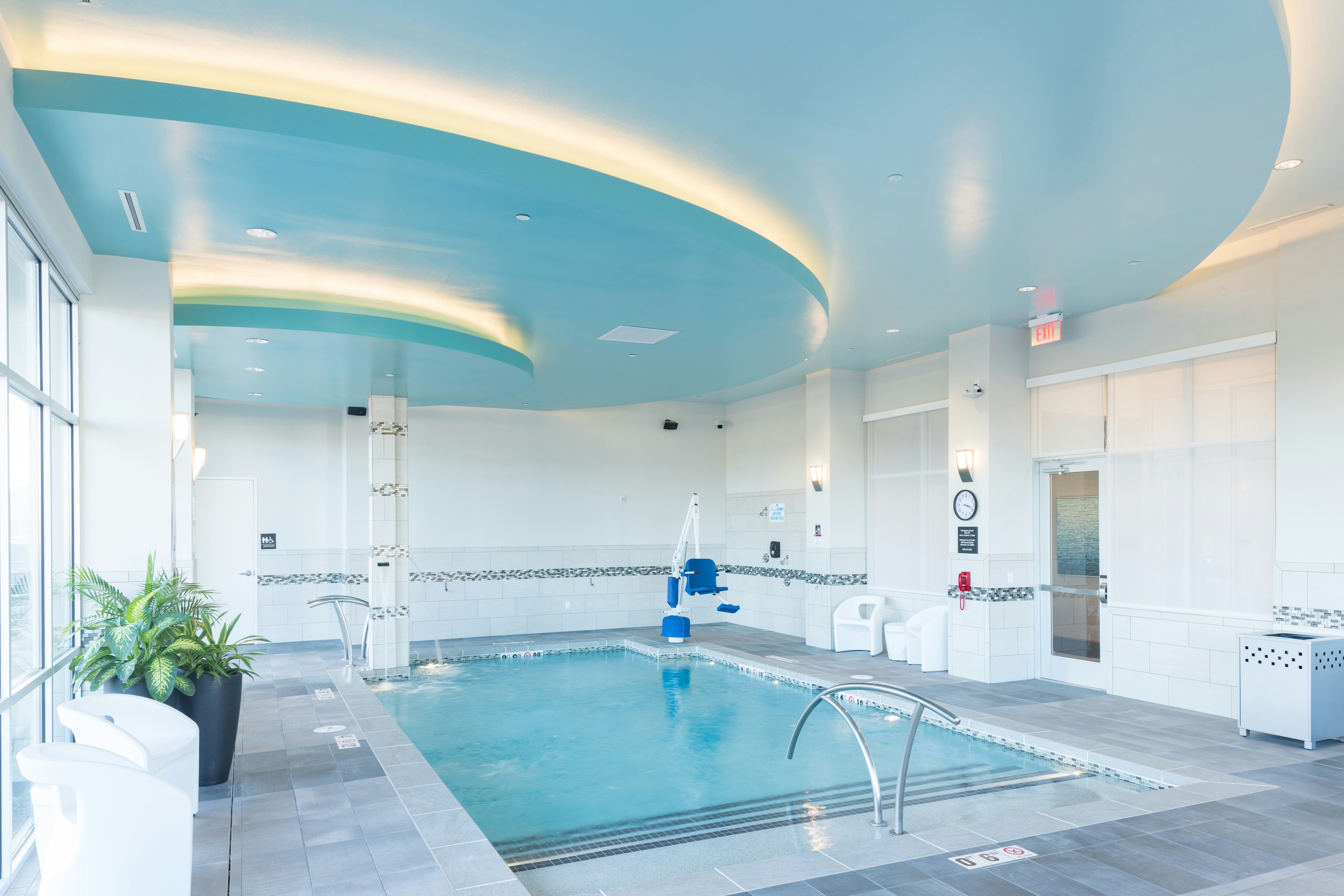 Hampton Inn & Suites Asheville Biltmore Area, NC 24/46