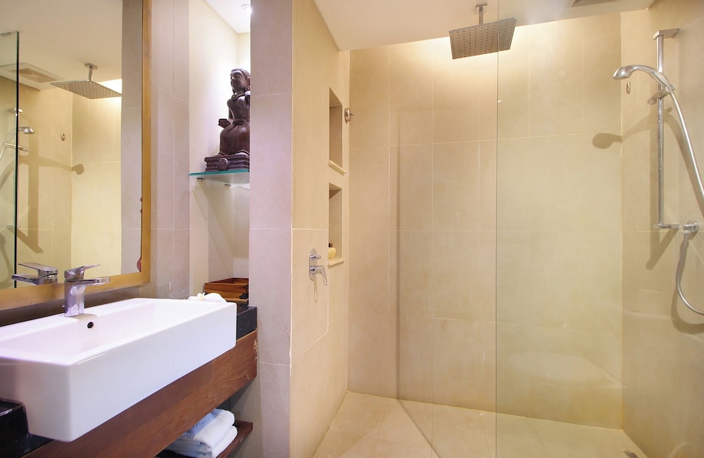 Alam Kulkul Boutique Resorts 60/63