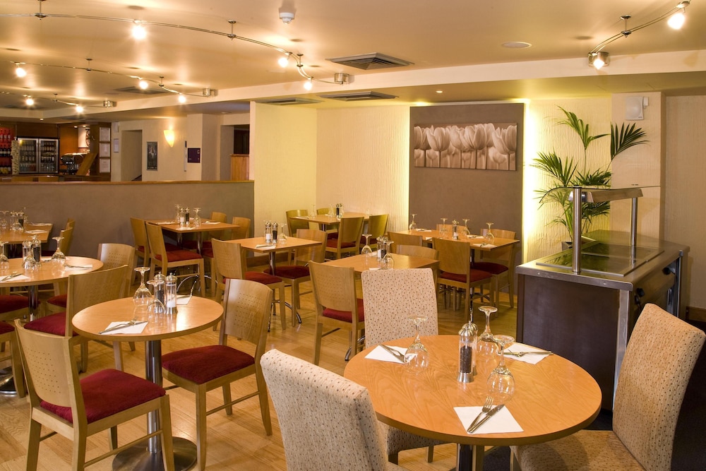 Premier Inn London Elstree / Borehamwood 23/27