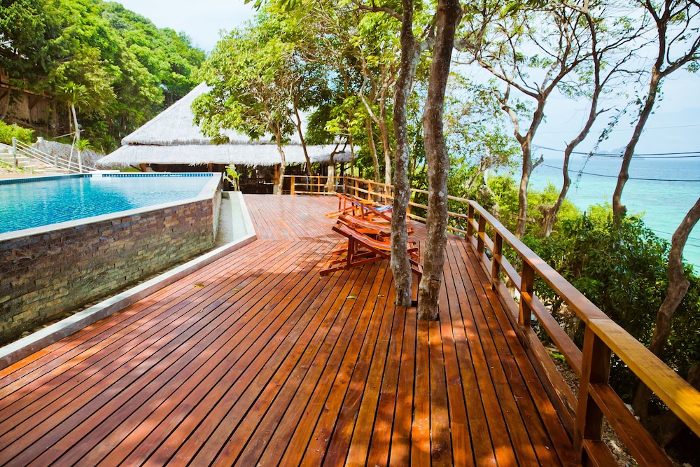 Phi Phi Phu Chalet Beach Resort 14/42