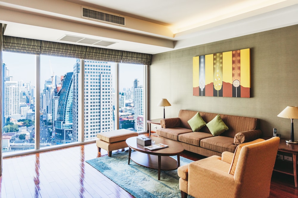Column Bangkok Hotel 47/74