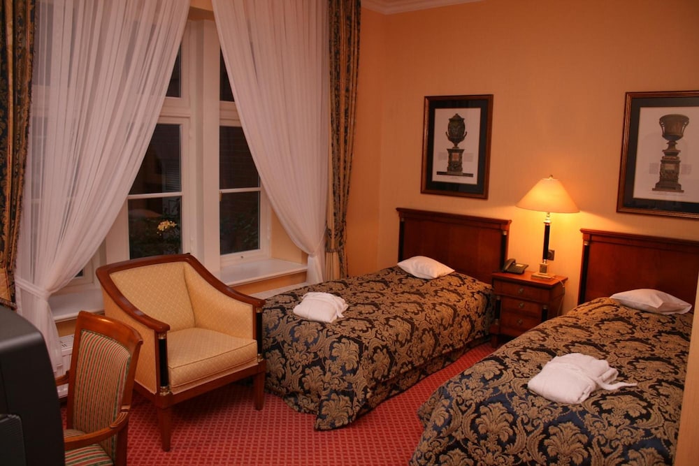 Geniesser Hotel Altes Gymnasium 25/50