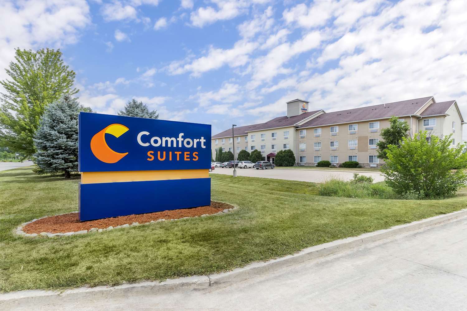 Comfort Suites Cedar Falls Industrial Park 2/34