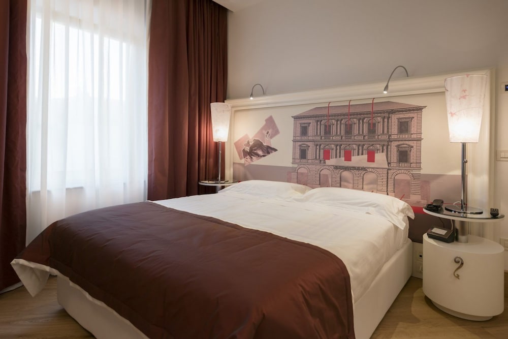 1 BEDROOM, DELUXE, APARTMENT