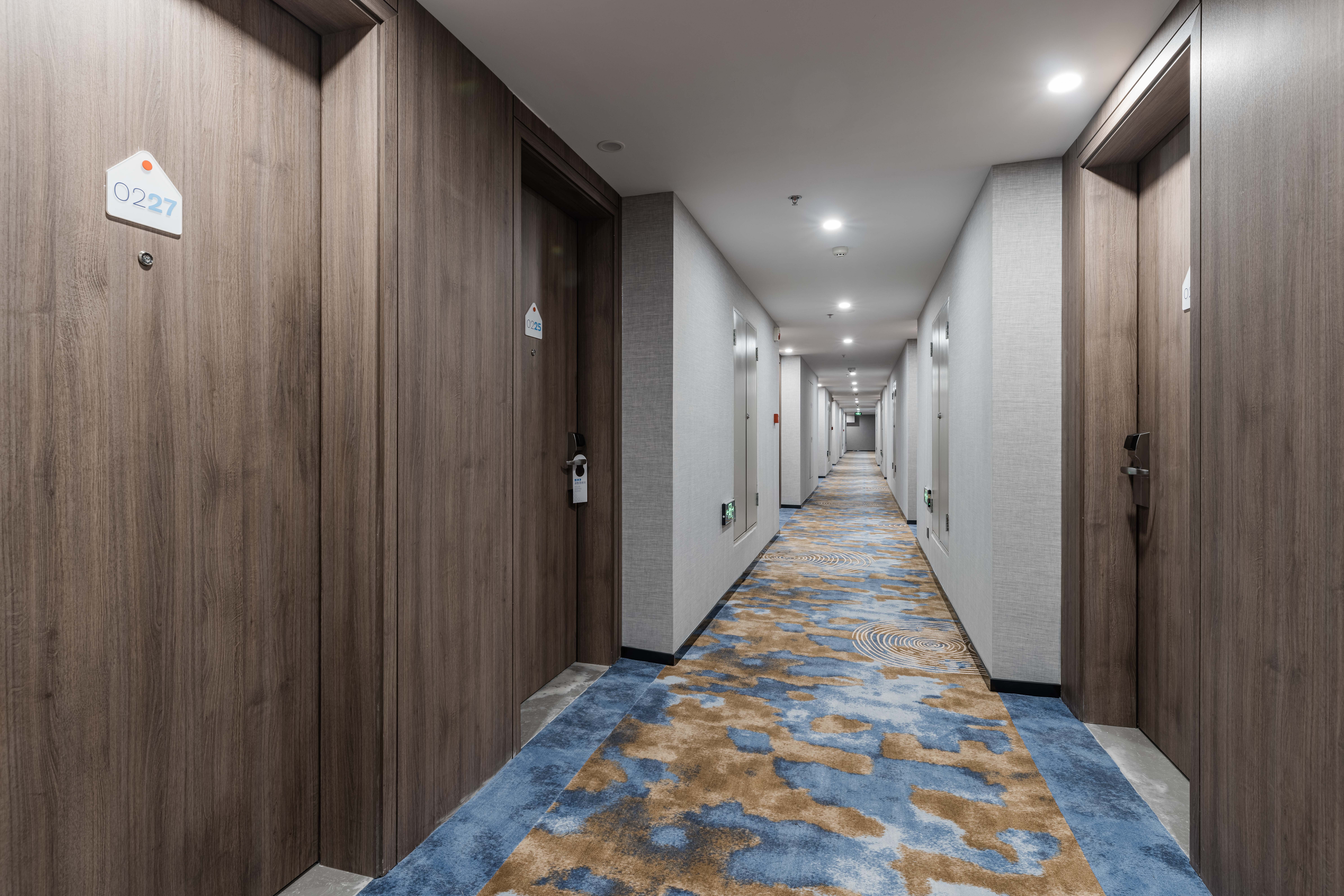 Holiday Inn Express Shanghai Pudong Chuansha 35/69