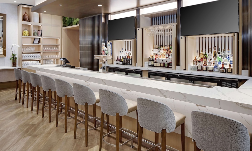 Hilton Grand Vacations Club Chicago Magnificent Mile 13/37