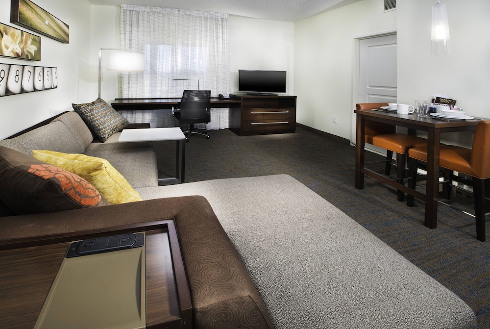 Residence Inn Augusta 32/47