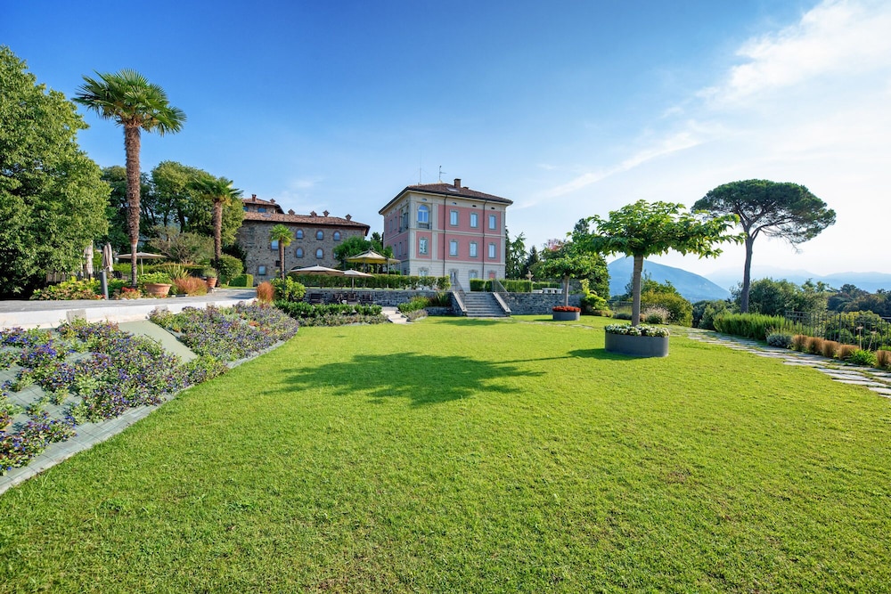 Hotel Castello Di Casiglio 75/79