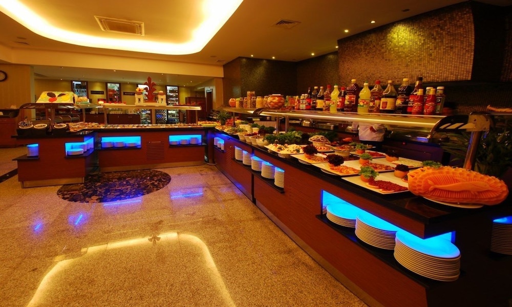 Pasabey Hotel 25/27