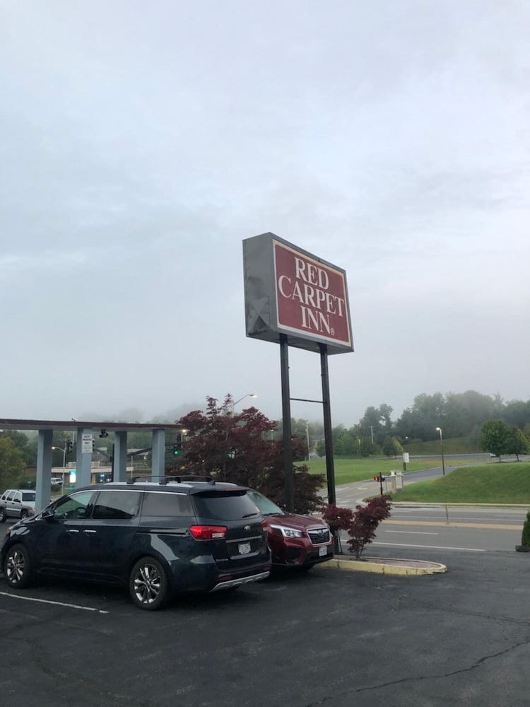 Red Carpet Inn Blacksburg 30/39