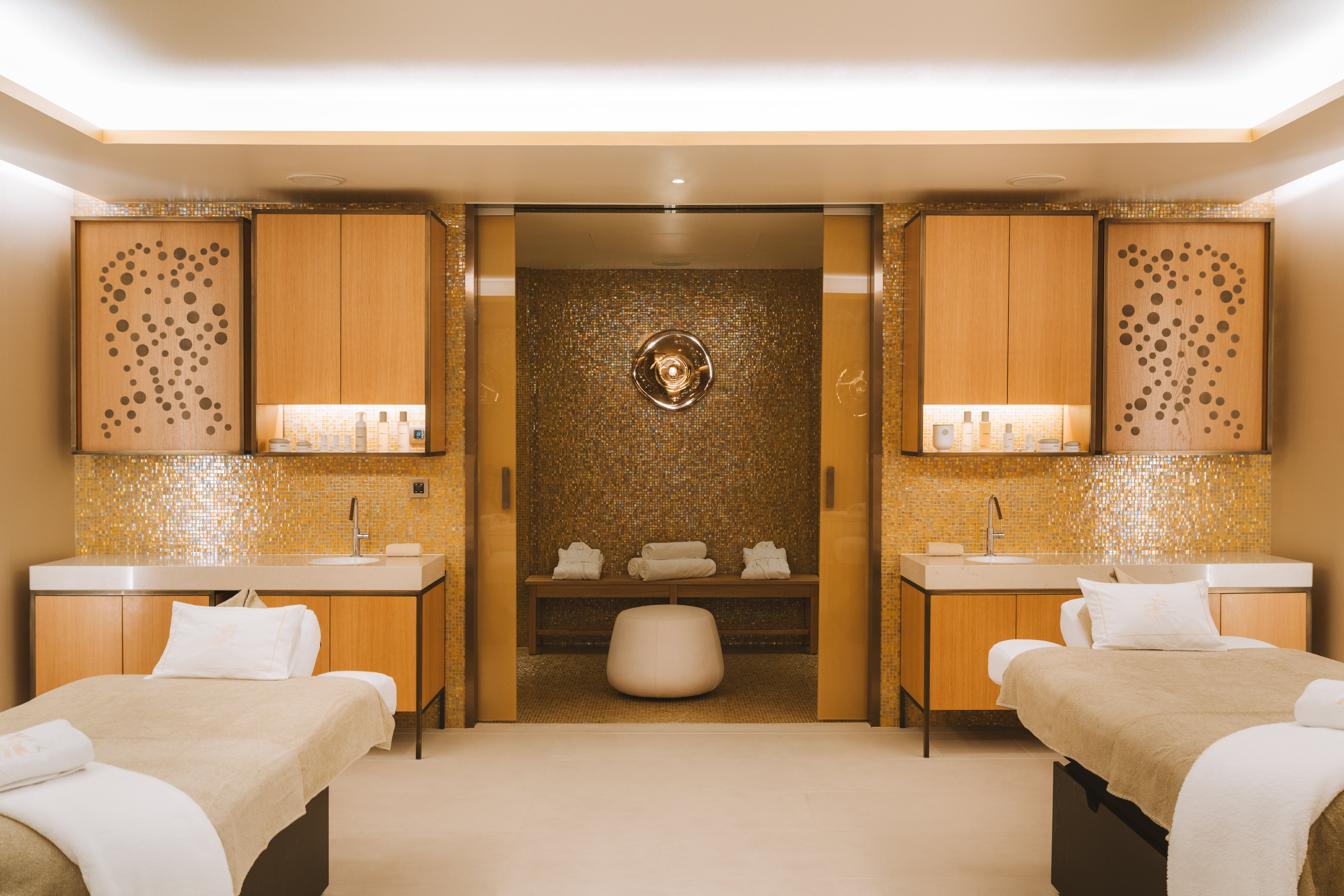 Royal Champagne Hotel and Spa 16/38