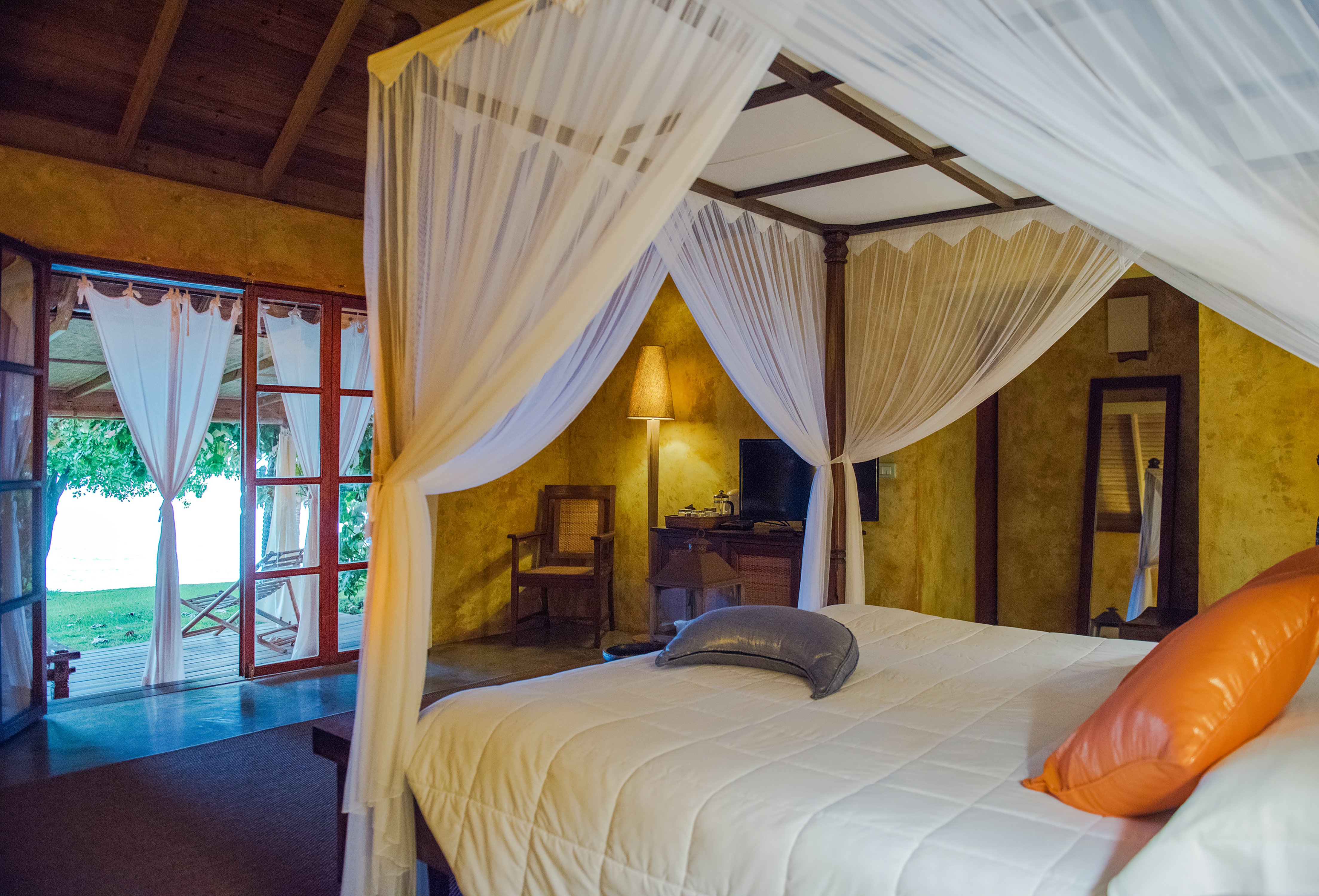 Laluna Boutique Beach Hotel and Villas 3/26