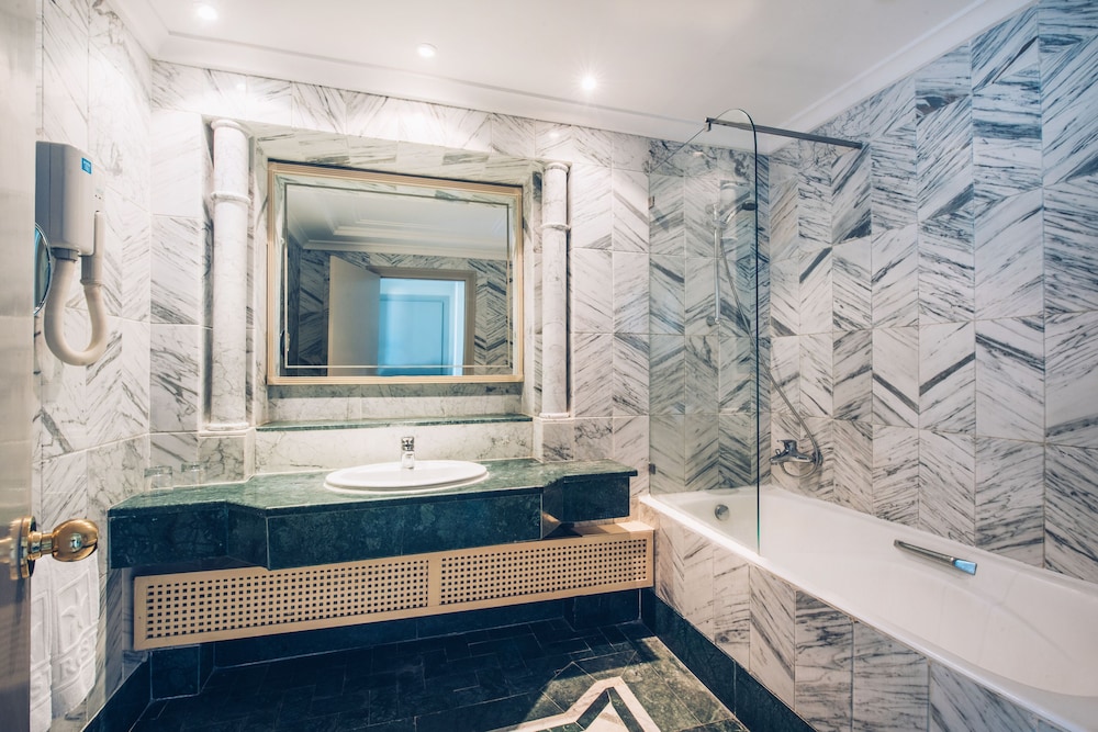 Iberostar Waves Averroes 25/66
