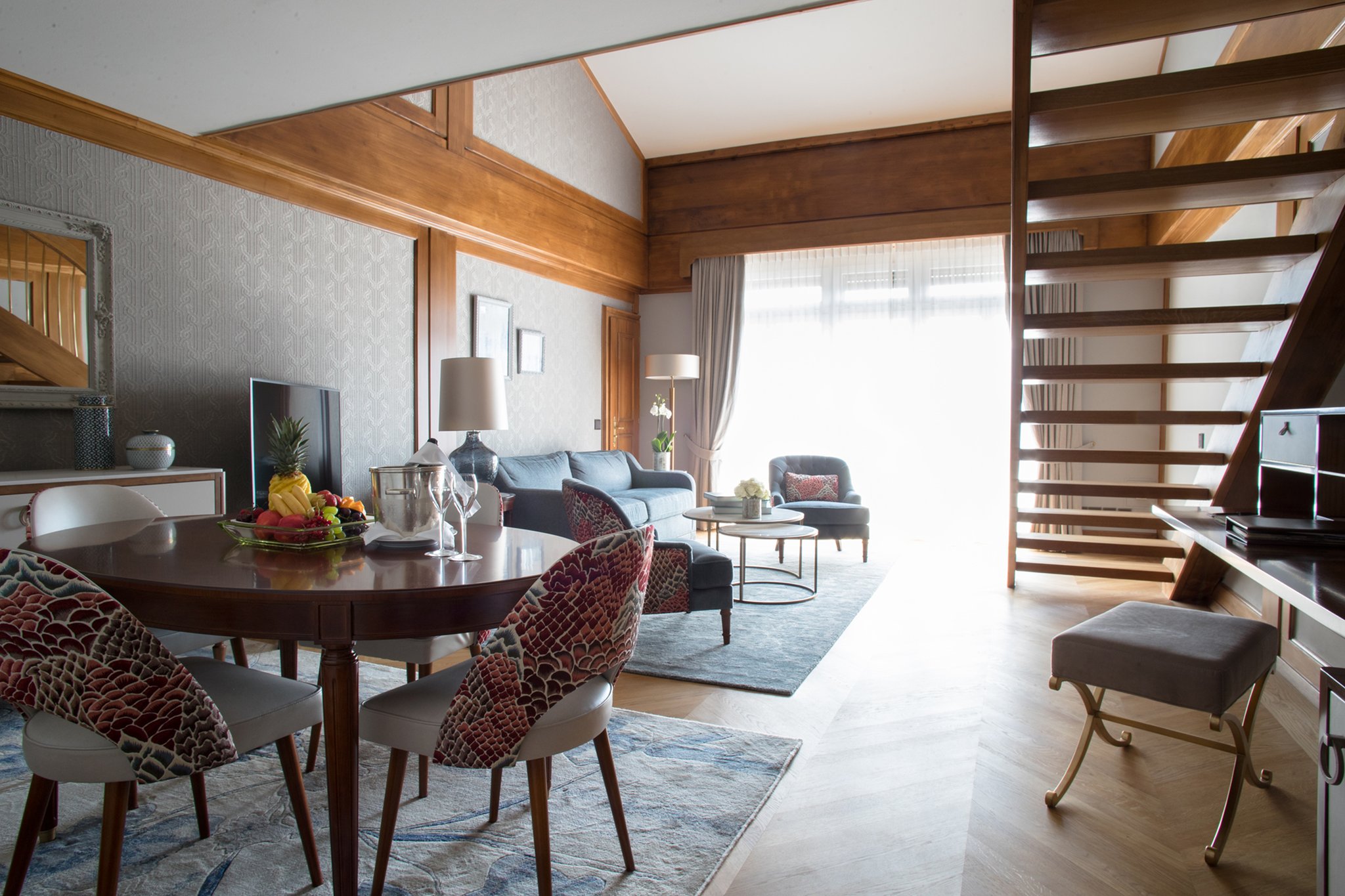 DUPLEX, SUPERIOR, SUITE