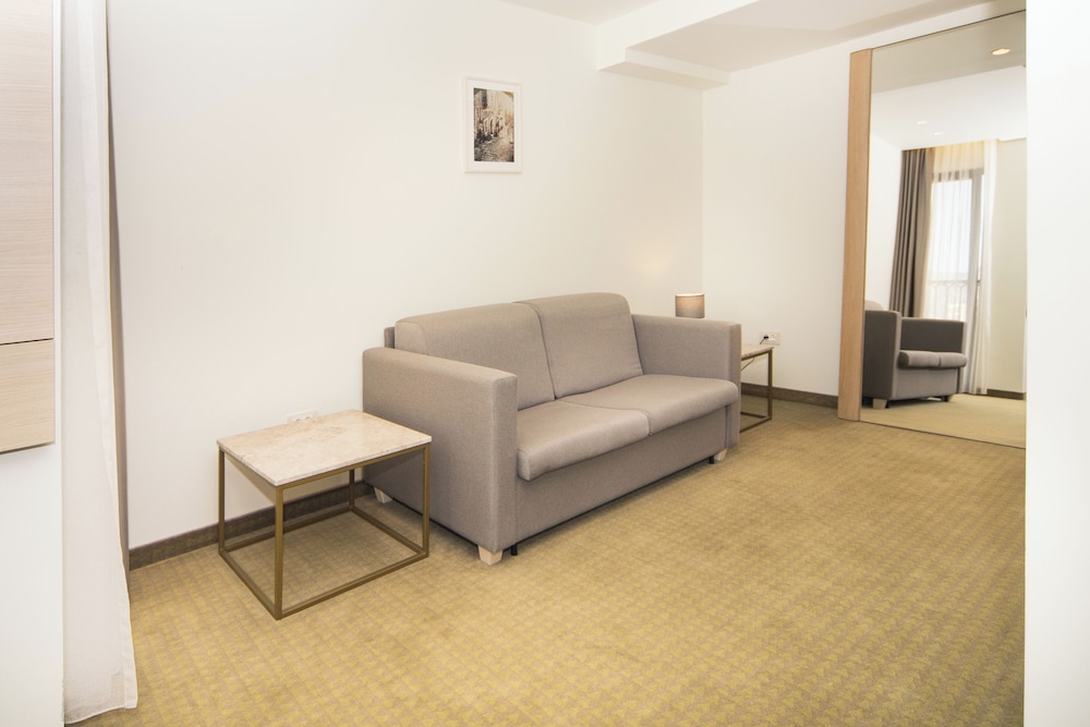 Hotel Pima Budva 42/52