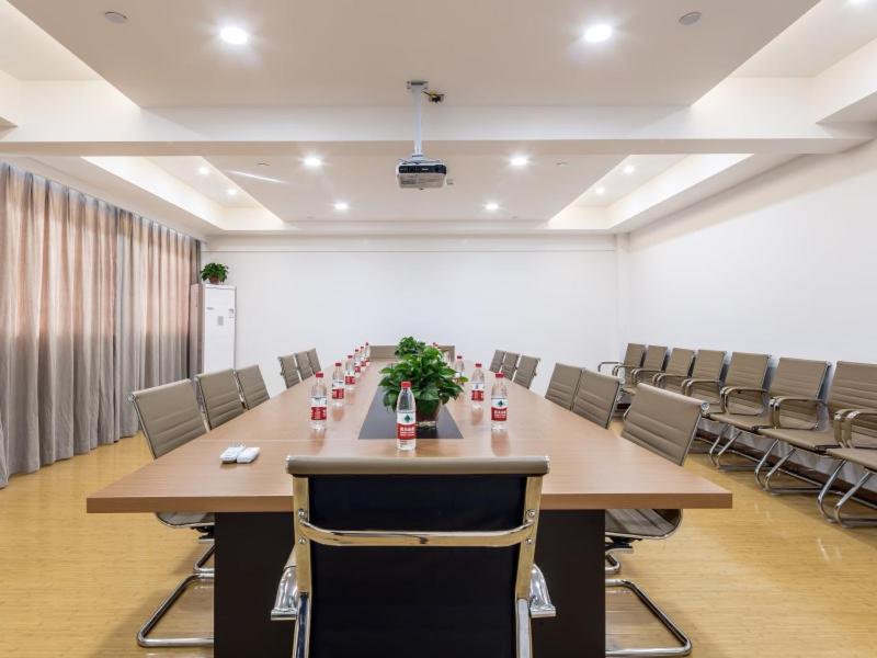 GreenTree Inn Yancheng Tinghu Area Wanda Square Branch 21/29