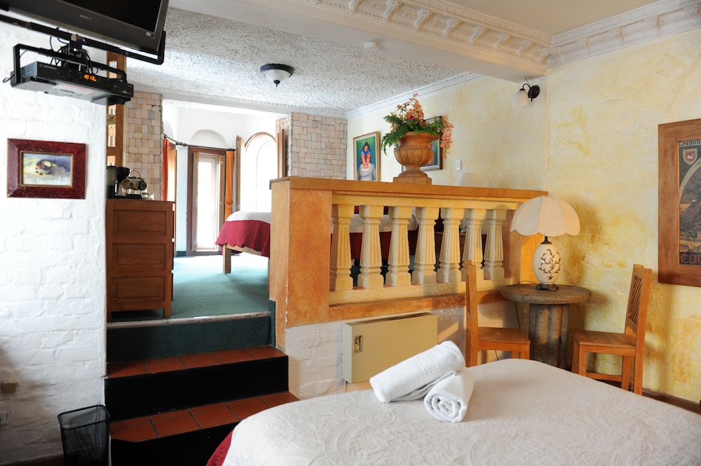 Boutique Hotel Antinea 50/76