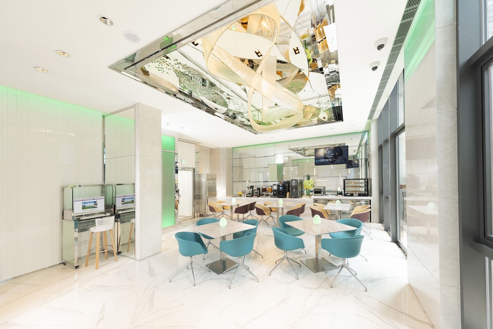 iClub AMTD Sheung Wan Hotel 29/36