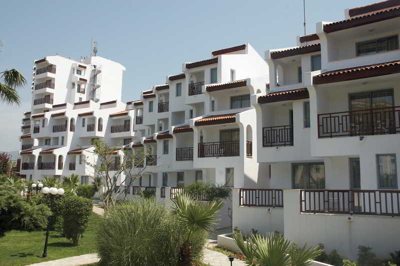 Sentinus Beach Hotel 5/83