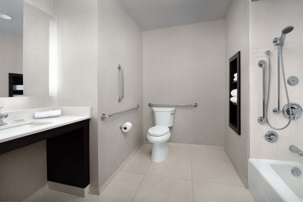 Residence Inn Fresno Clovis 28/30