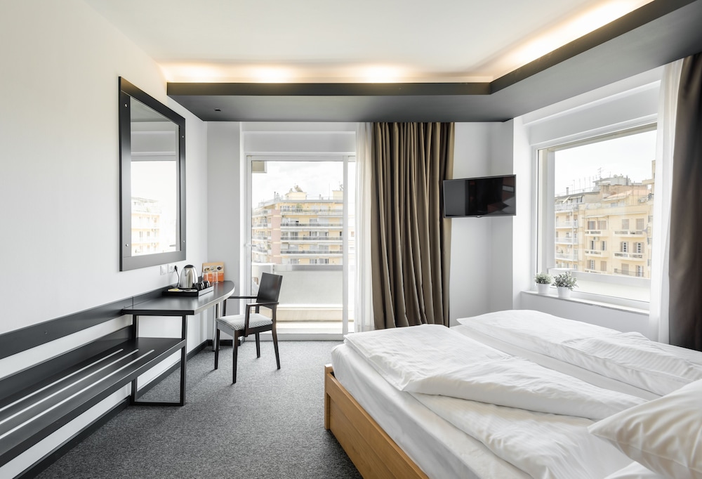 Park Hotel 23/67