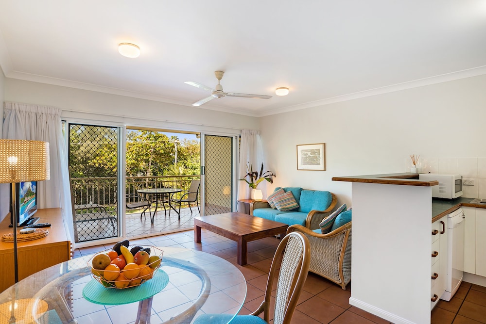The York Beachfront Holiday Apartments 31/61