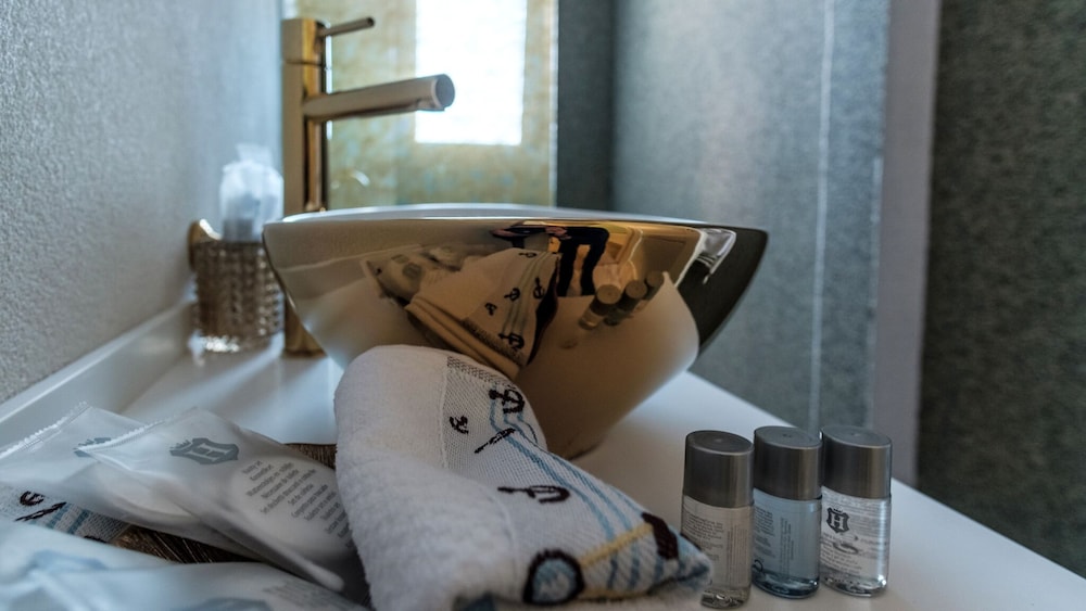 Jumeirah Royal Apartments 24/50