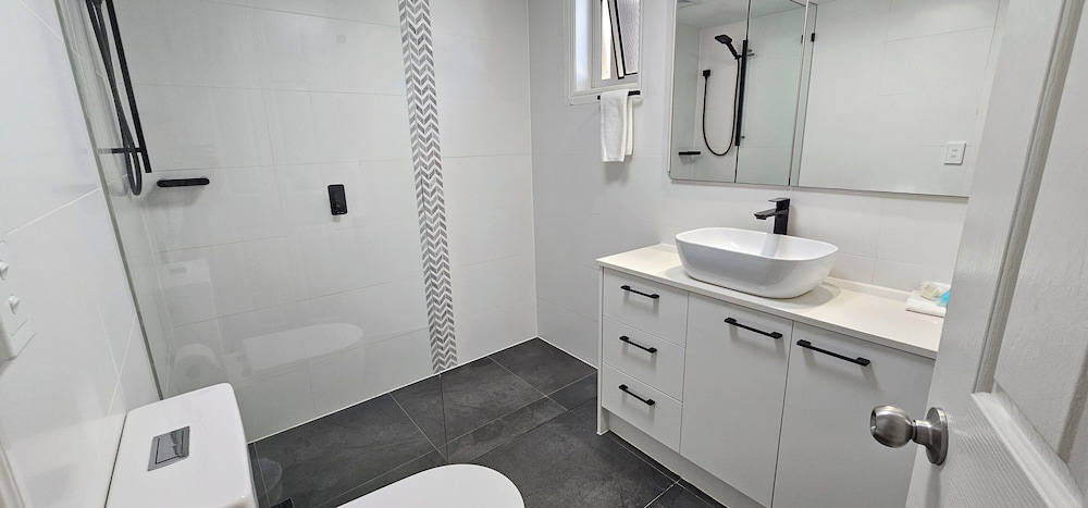 Broadbeach Holiday Apartments 47/50