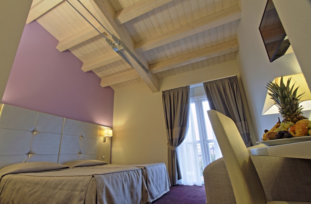 Boutique Hotel Calzavecchio 54/72