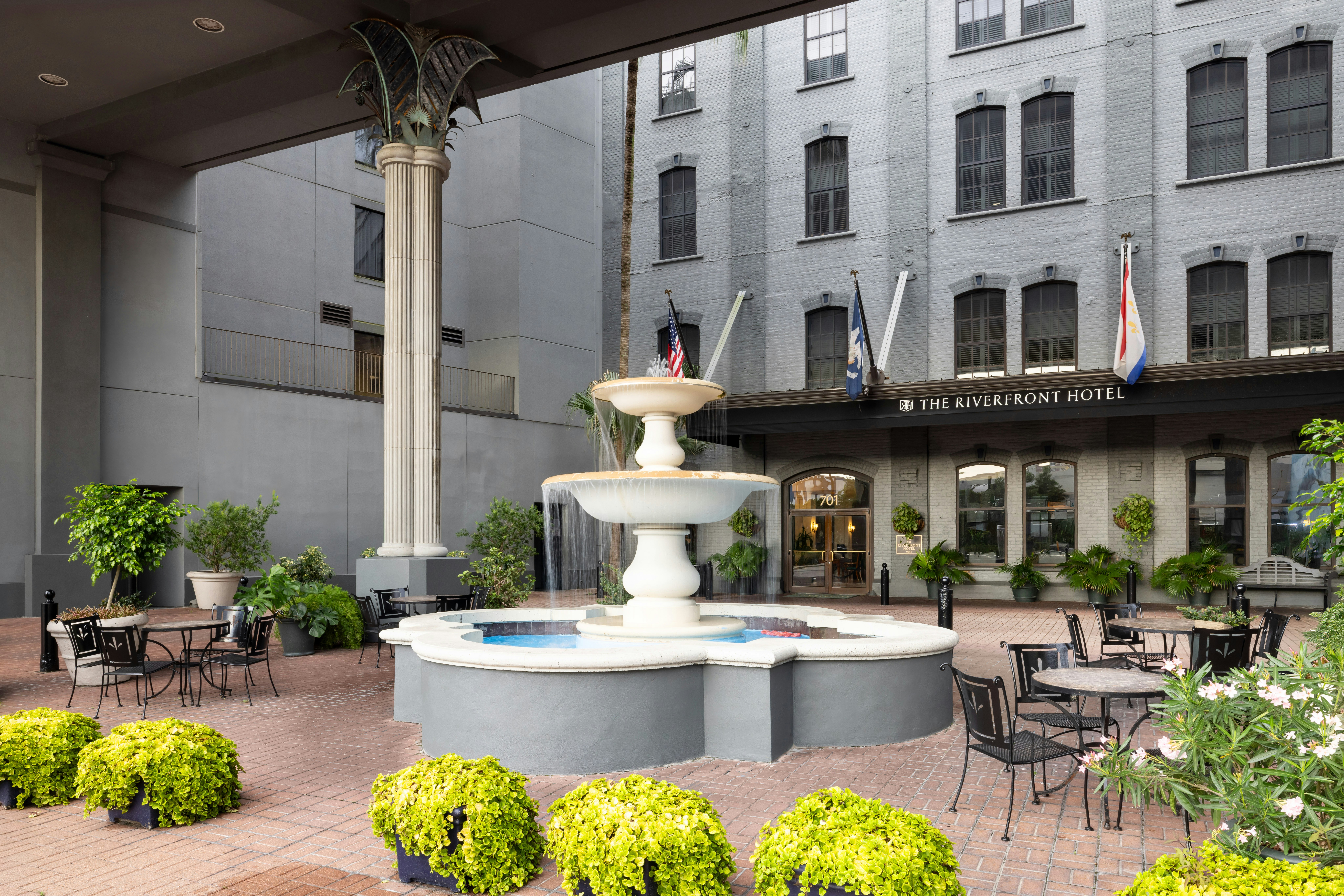 The Riverfront Hotel New Orleans 67/70
