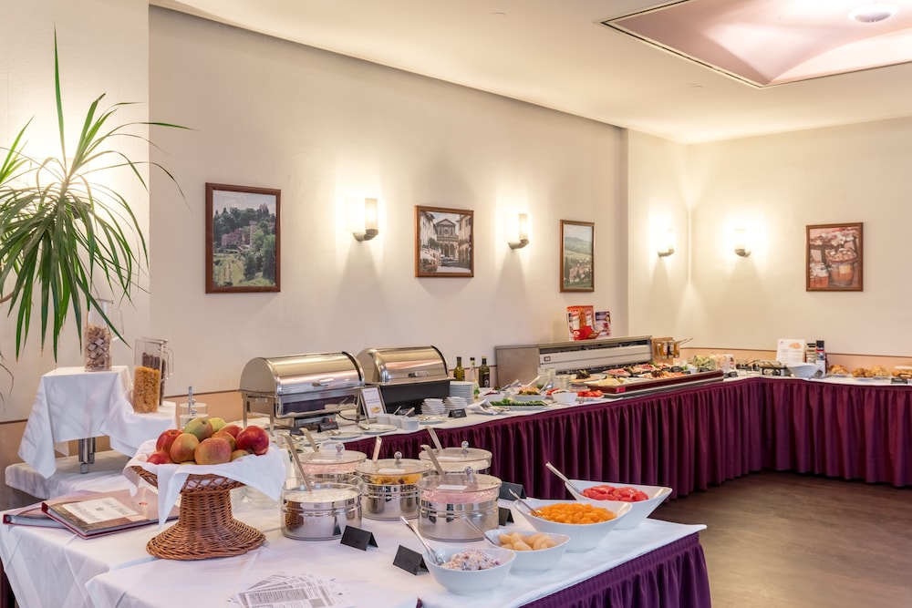 Azimut Hotel Dresden 45/66