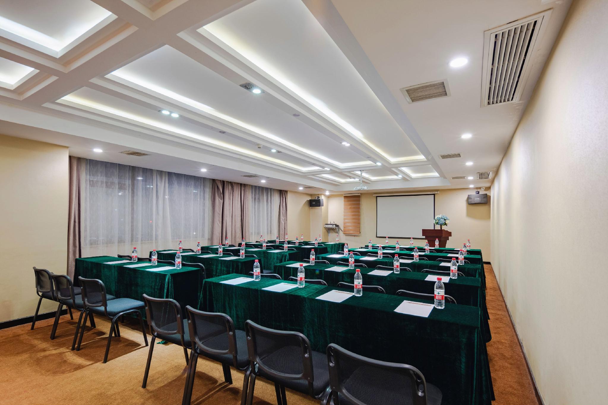 Lavande Hotel (Wuhan Wujiashan) 38/41