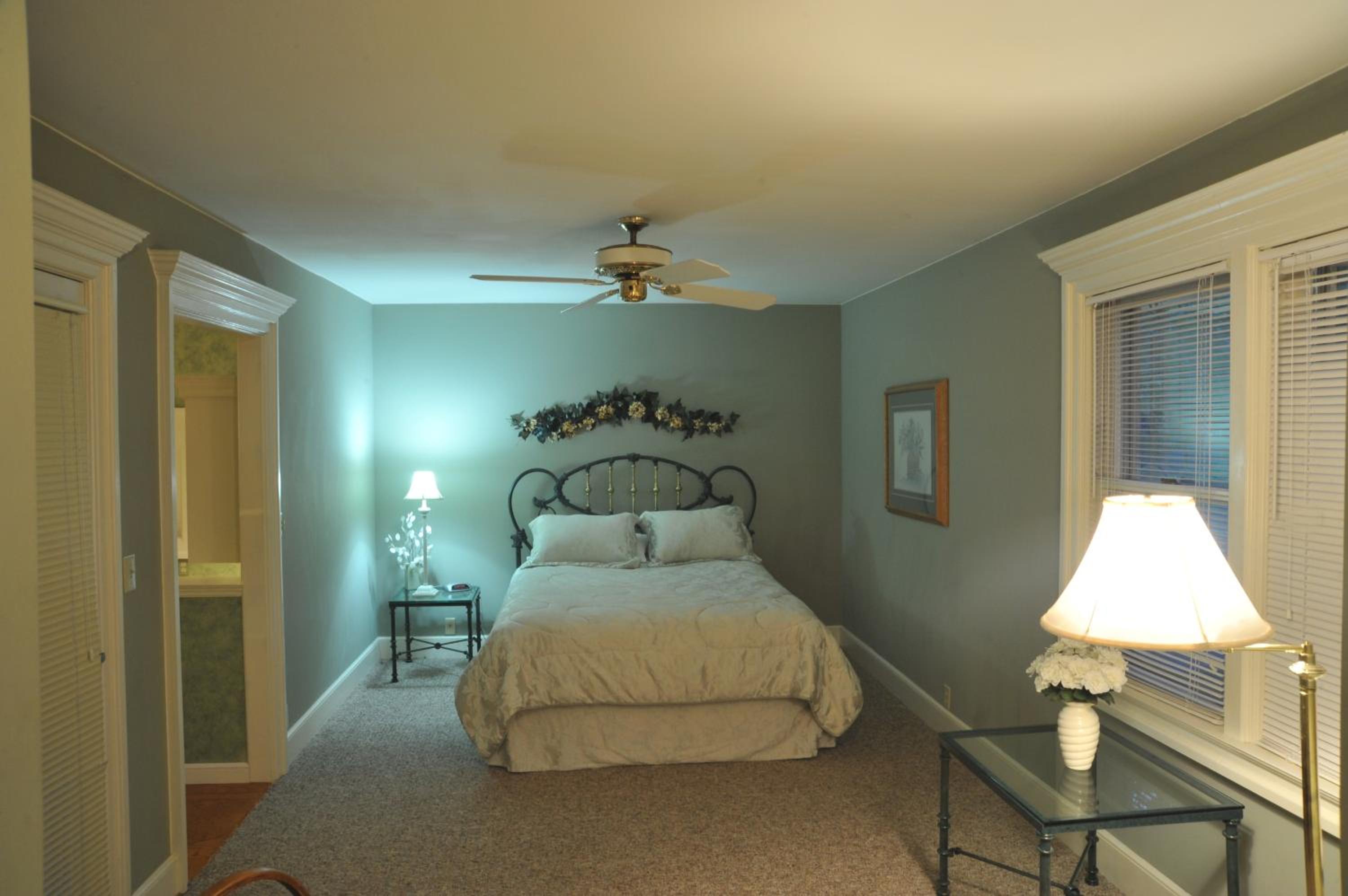 McCloud Hotel 21/50