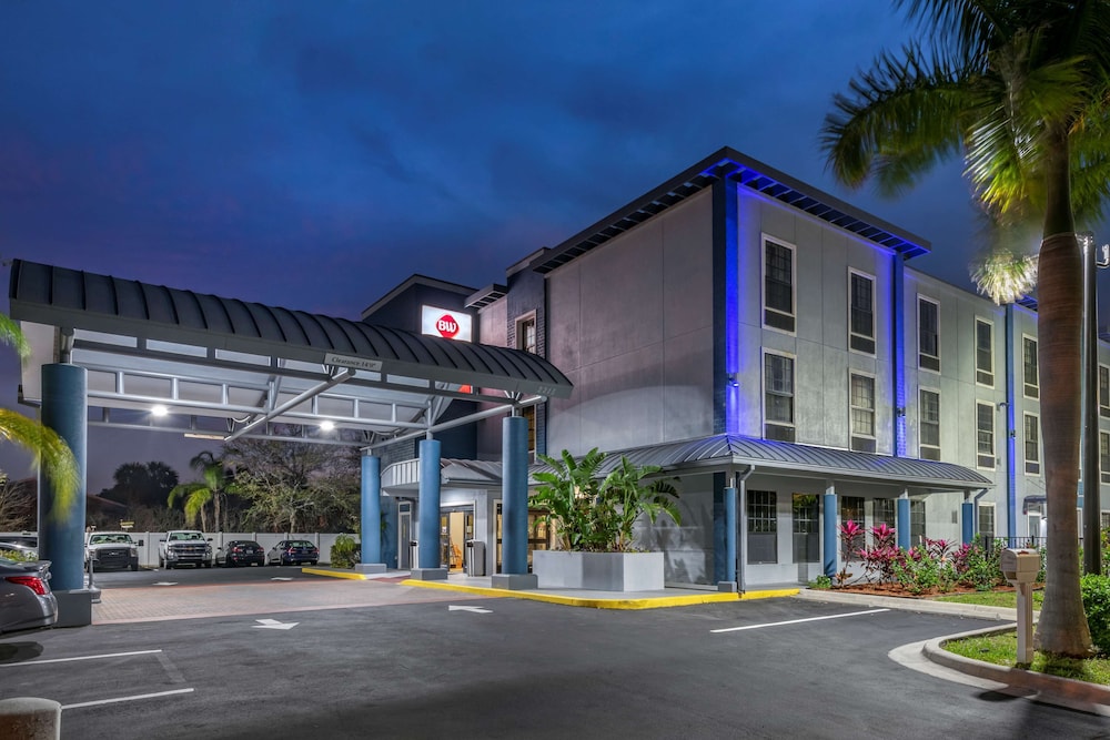 Best Western Plus Bradenton Gateway Hotel 1/29