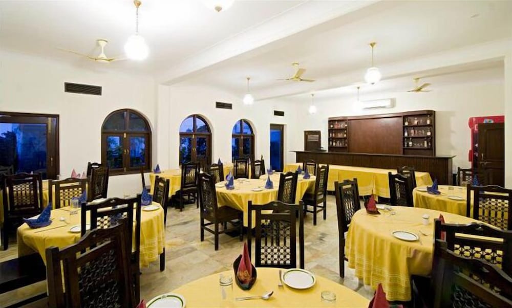 Khandwa Haveli 19/38