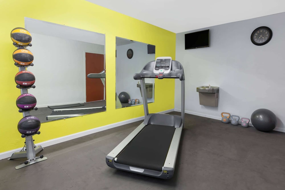Days Inn By Wyndham Ardmore 17/28