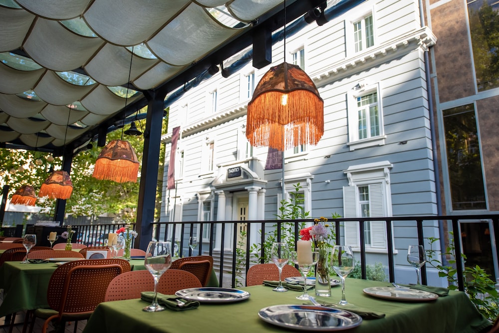 Hotel Twenties Tbilisi - Stay & Dine in TBILISI