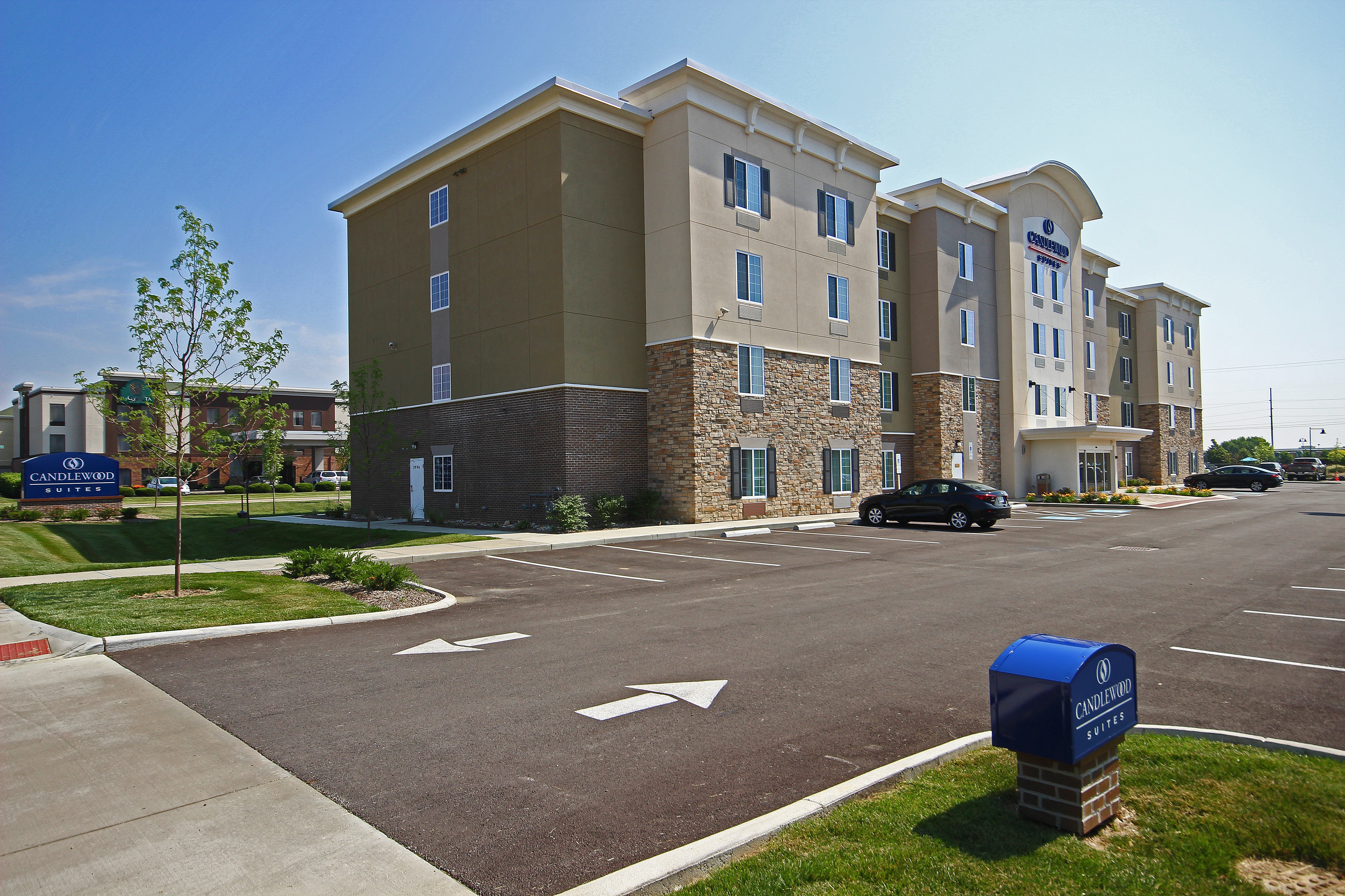 CANDLEWOOD SUITES COLUMBUS - GROVE CITY 35/40