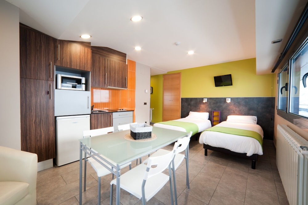 Olimpiades Aparthotel 9/66