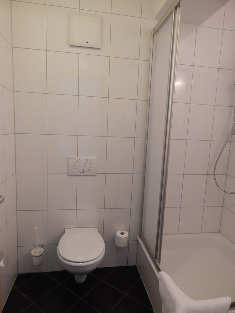 Hotel Andra 36/42