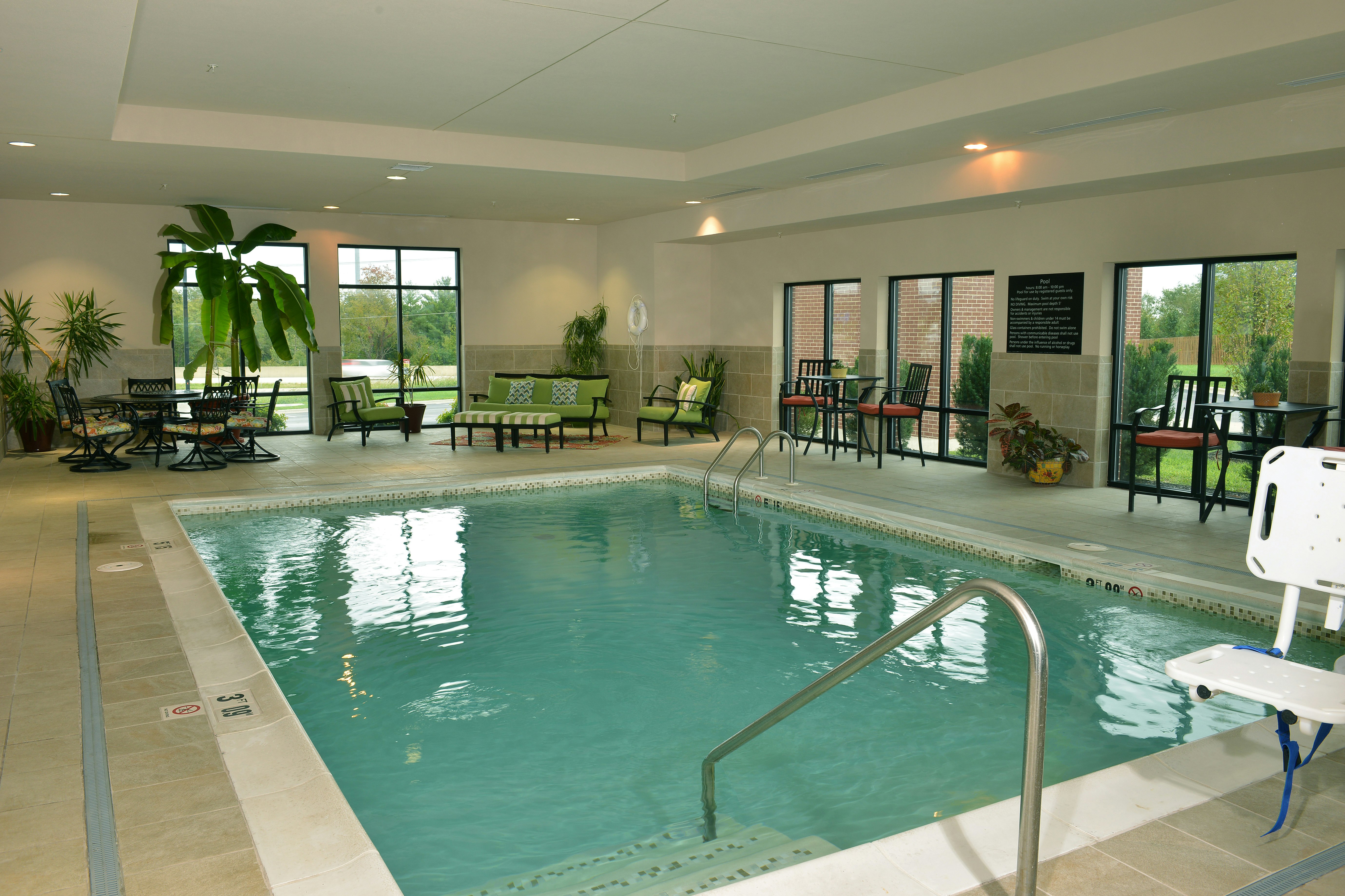 Hampton Inn Springfield Southeast 19/41
