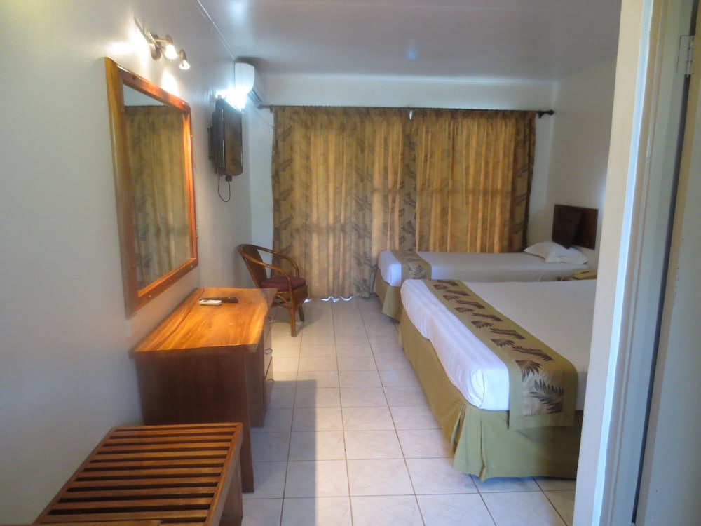 Capricorn International Hotel 10/51