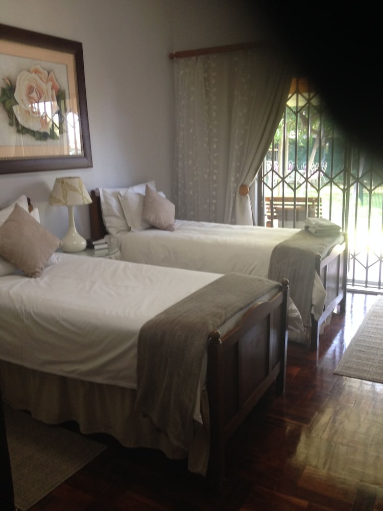 The Nook B&B 7/40
