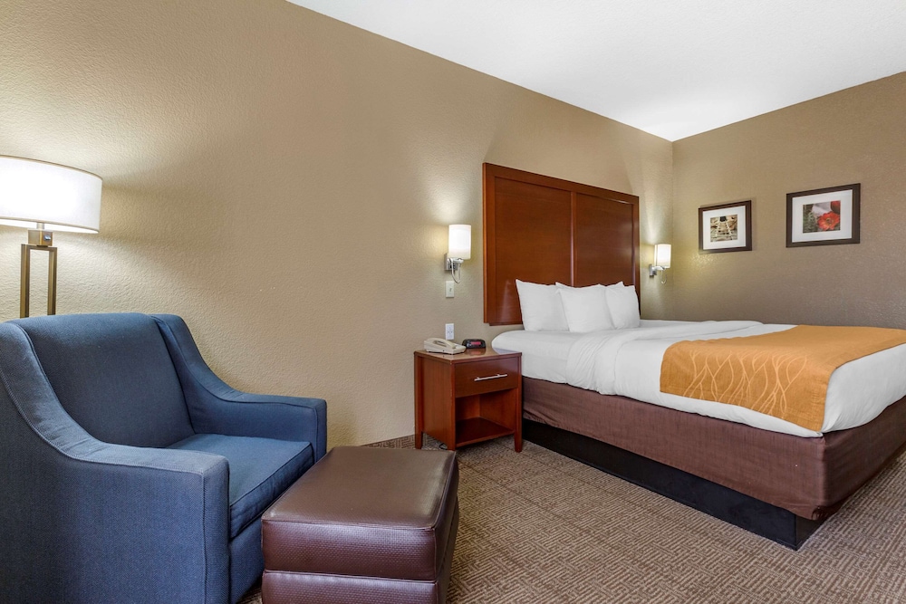Comfort Inn & Suites Deming 7/41